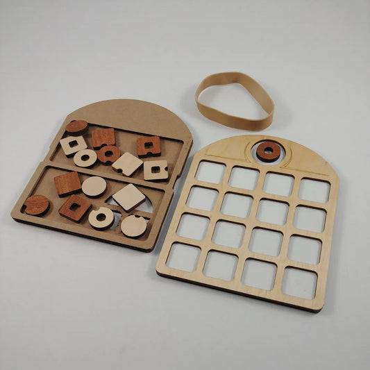 4 Squared ~ A simple 2 player strategic board game